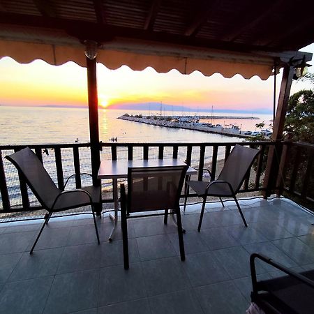 Beachfront Apartment Thassos Skála Kallirákhis エクステリア 写真