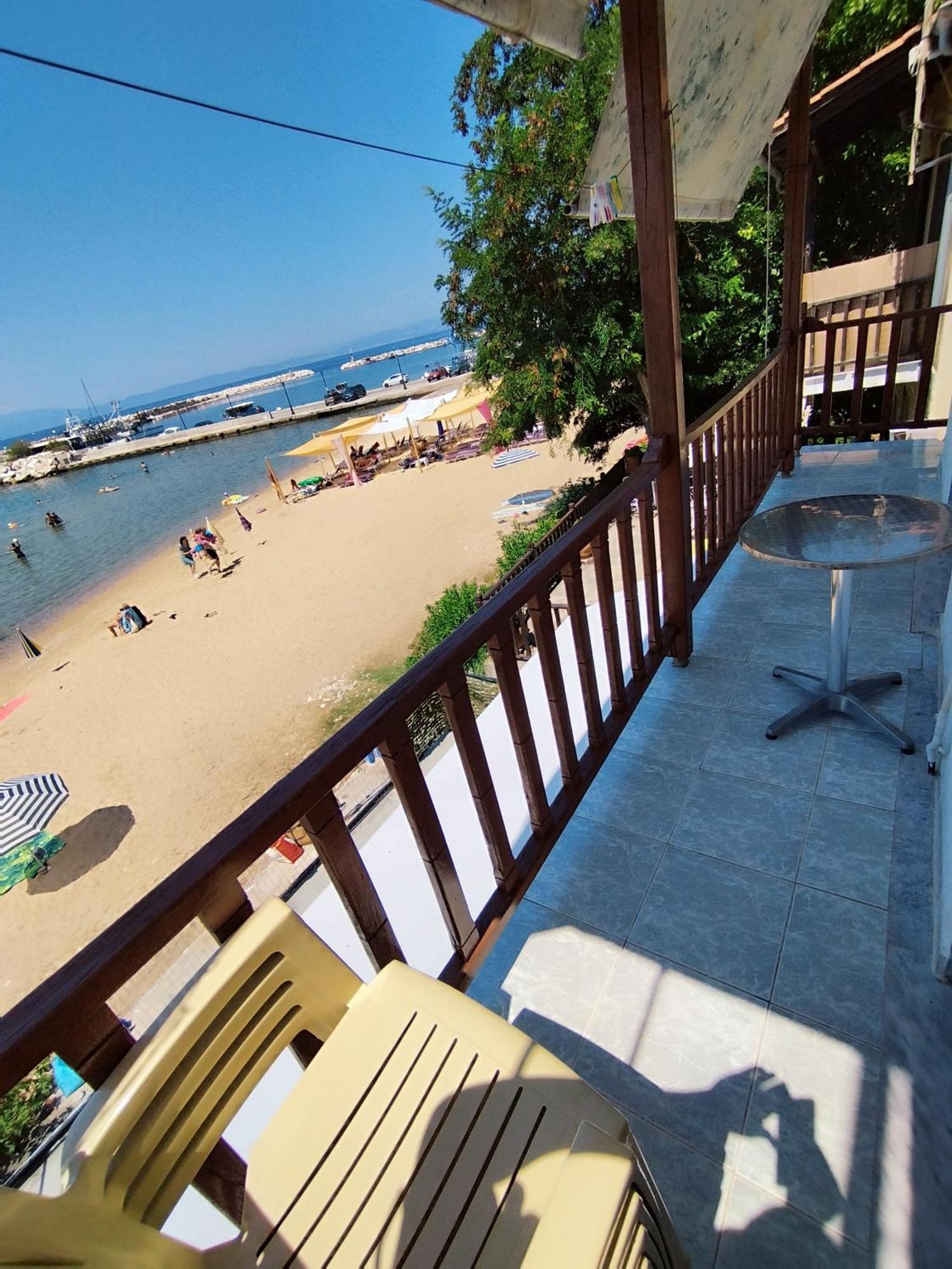 Beachfront Apartment Thassos Skála Kallirákhis エクステリア 写真