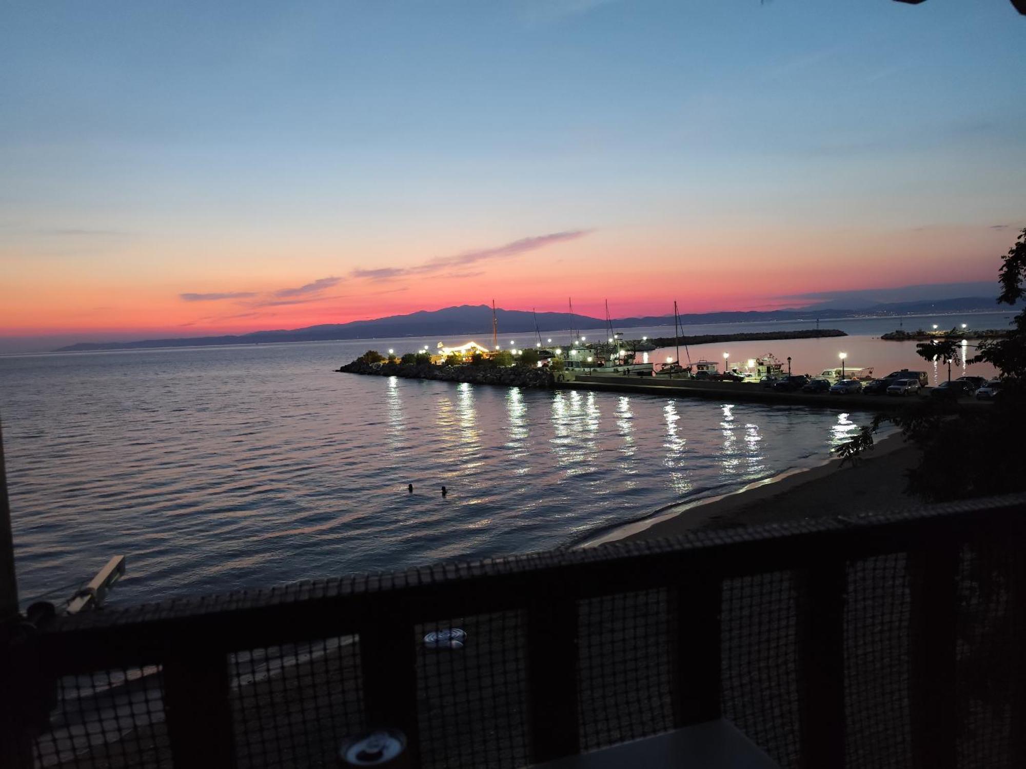 Beachfront Apartment Thassos Skála Kallirákhis エクステリア 写真